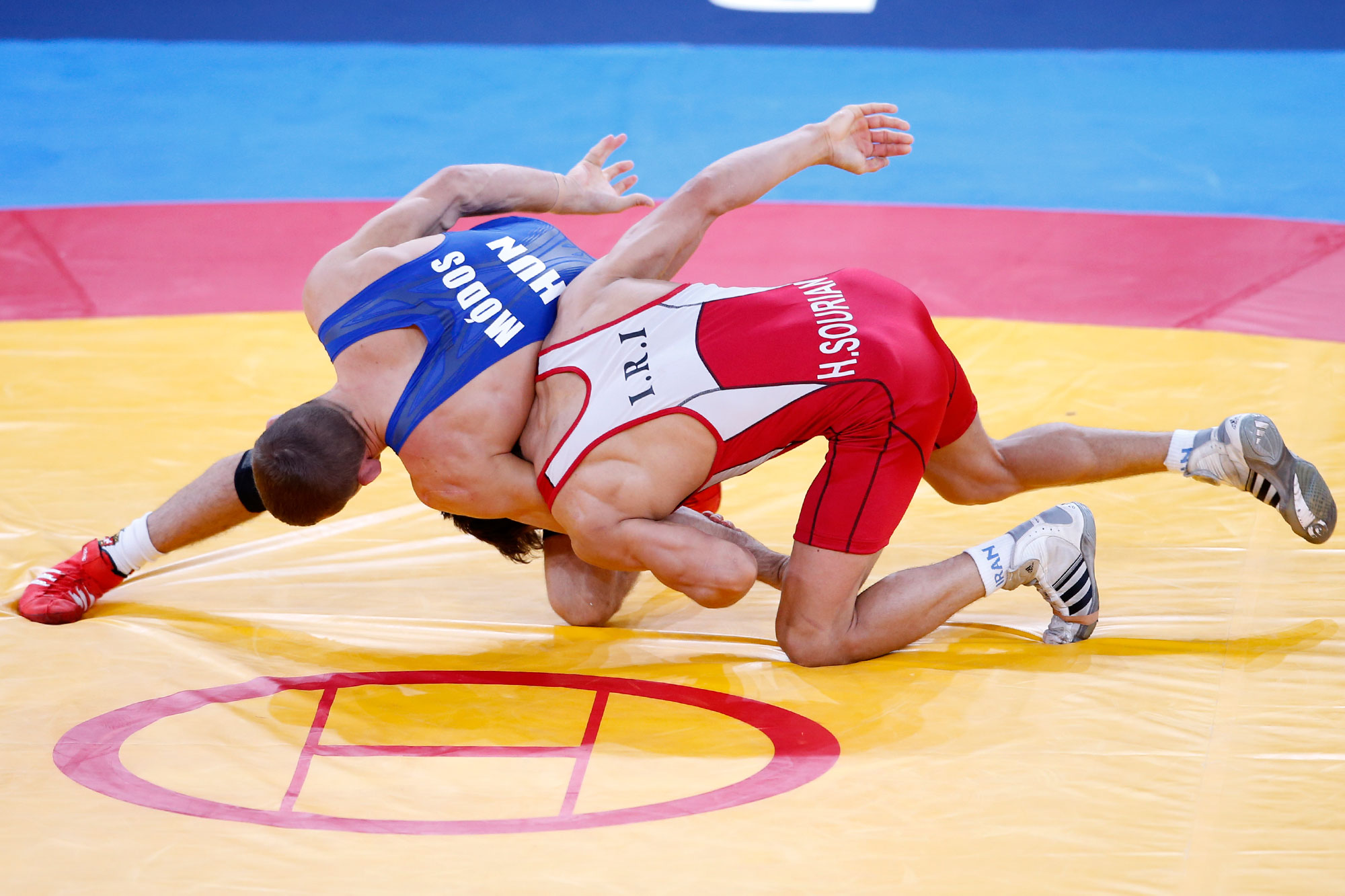 دعوت کشتی گیر مسجدسلیمانی به اردوی تیم ملی