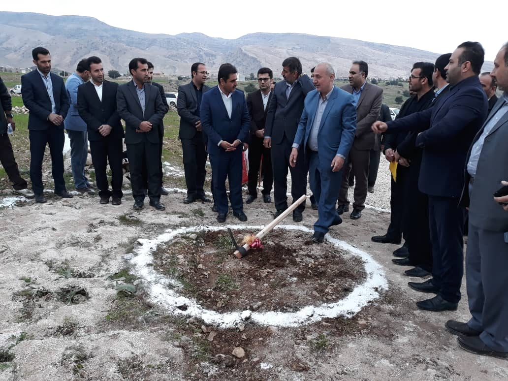 کلنگ ساختمان مدیریت بحران شهرستان اندیکا به زمین زده شد.