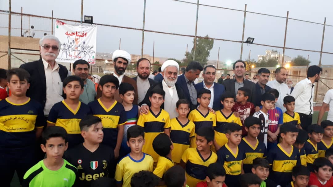 آئین افتتاحیه طرح غنی سازی اوقات فراغت دانش آموزان مسجدسلیمانی با حضور سرپرست فرمانداری برگزار شد.