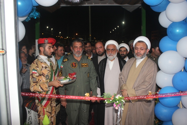 با حضور حجت السلام والمسلمین حیدر حجتی نیا سرپرست فرمانداری، امیر سرتیپ دوم قربانی فرماندهی هوانیروز کشور، امینی امام جمعه شهرستان ،امیرسرتیپ دوم خاموشی فرماندهی پایگاه دوم رزمی هوانیروز و جمعی از مدیران شهرستانی، استخر بزرگ سرپوشیده هوانیروز مسجدسلیمان به بهره برداری رسید