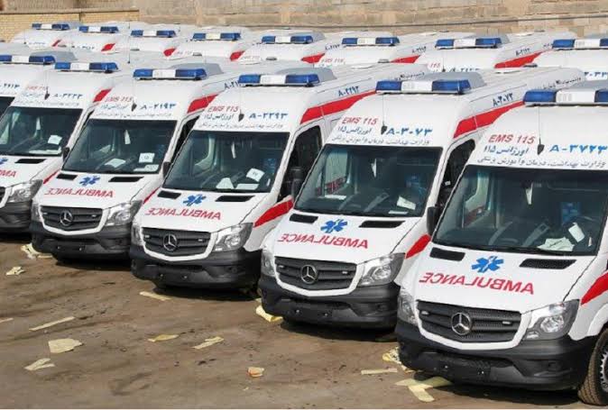 رئیس شبکه بهداشت و درمان شهرستان مسجدسلیمان:  باپیگیری های مهندس ظاهری،ٱمبولانس های جدید در اختیار پایگاه های اورژانس شهرستان قرار خواهند گرفت