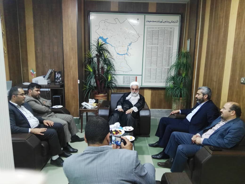 بازدید میدانی رئیس شورای اسلامی کلانشهر اهواز از مناطق زلزله زده شهرستان مسجدسلیمان