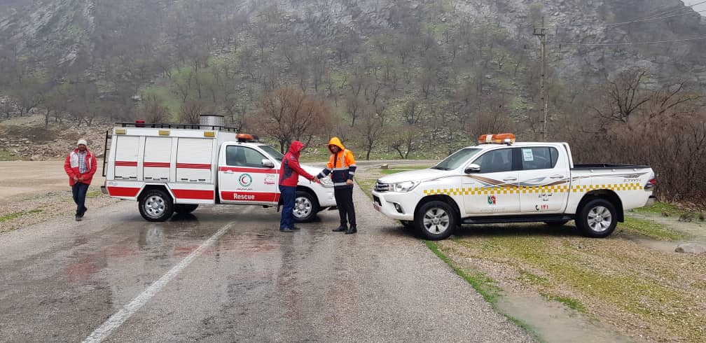 بارش برف در تاراز اندیکا/تردد با زنجیر چرخ امکان پذیر است