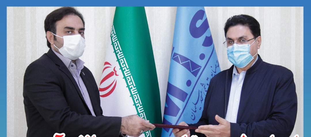 اهداء ۵۰ عدد تبلت به دانش آموزان نیازمند شهرستان مسجدسلیمان