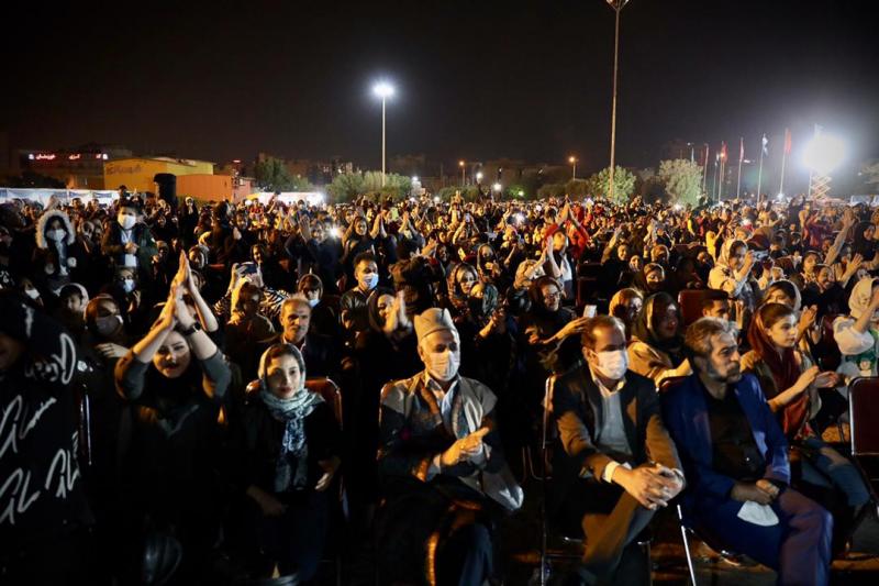 حضور گسترده مردم در نوروزگاه اهواز/نمایشگاه صنایع دستی و جشنواره اقوام میزبان میهمانان نوروزی