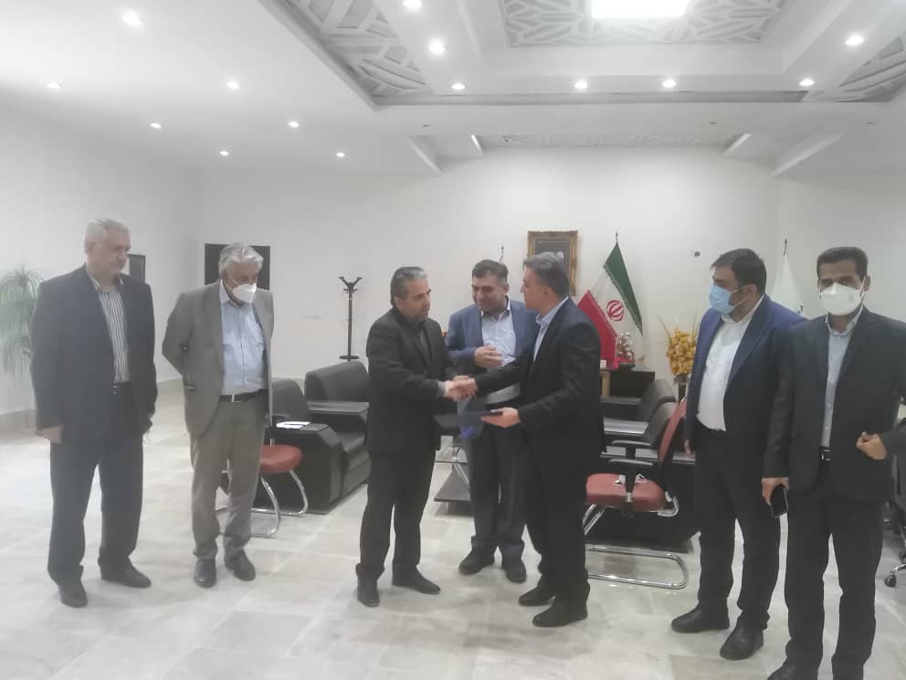 تودیع ومعارفه مدیران قدیم وجدید توزیع برق شهرستان مسجدسلیمان برگزارشد