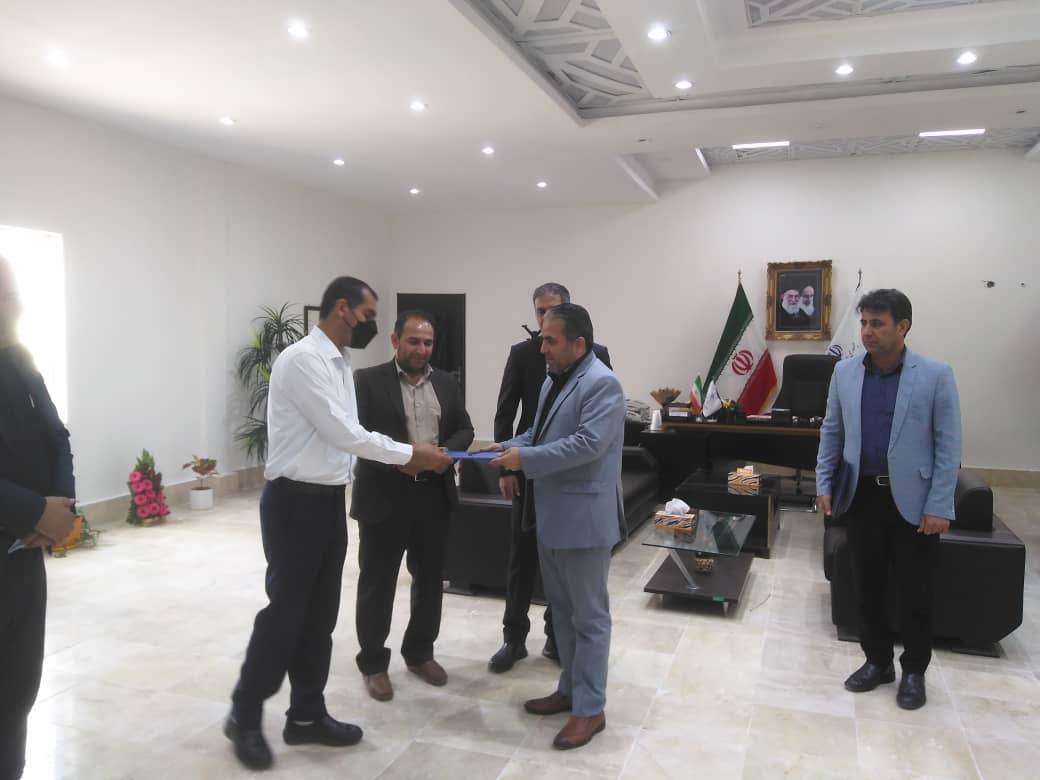 تکریم و معارفه روسای پیشین و جدید اداره میراث فرهنگی شهرستان مسجدسلیمان برگزار شد