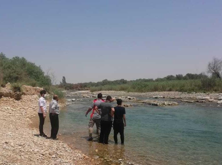 نجات جان ۲ نفر در رودخانه دشت بزرگ