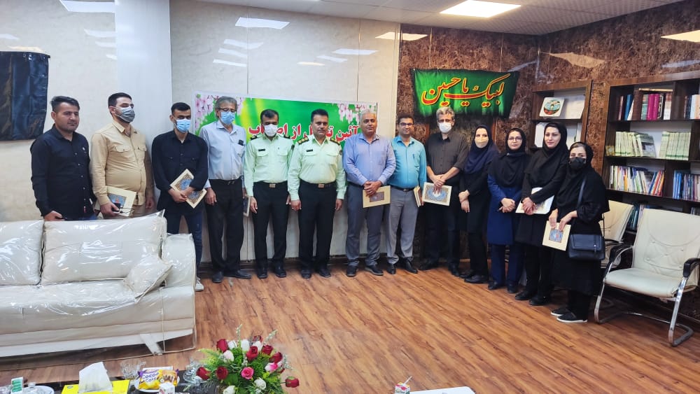 تجلیل فرمانده انتظامی مسجدسلیمان از اصحاب رسانه به مناسبت روز خبرنگار