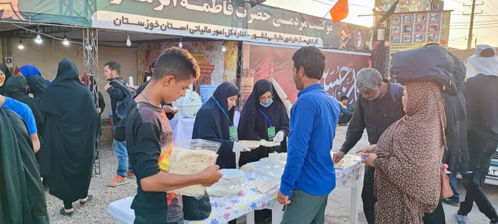 از سنگر دفاع تا سنگر خدمت ؛ برپایی موکب فاطمه الزهرا کارکنان اداره کل امور مالیاتی خوزستان در مرز شلمچه