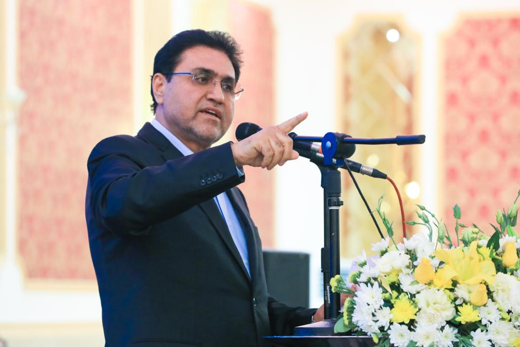 دکتر یوسف داودی: سفر ریاست محترم جمهوری اگر باعث تعیین تکلیف پتروپالایش بختیاری و منطقه ویژه انرژی زیلایی شود سفری تاریخی خواهد بود