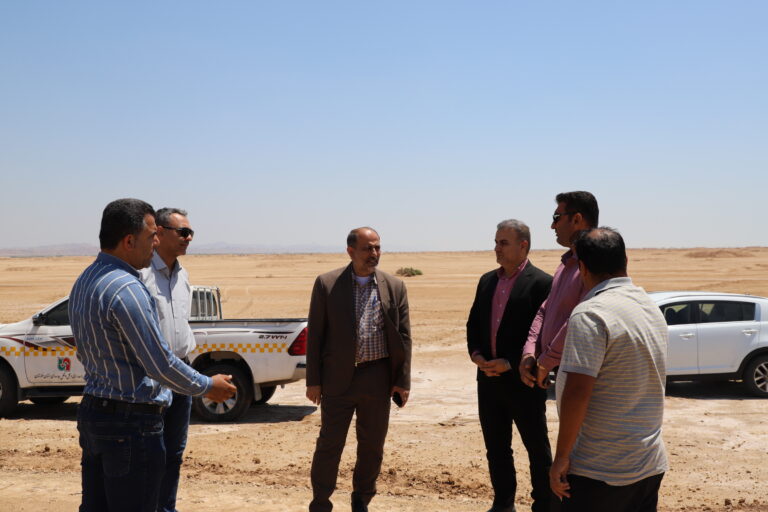 بازدید فرماندار هندیجان از پروژه های عمرانی مهم شهرستان