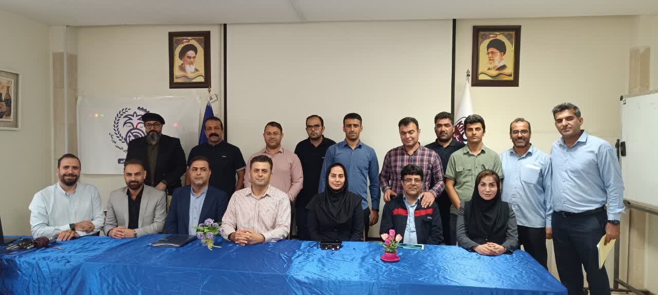 مجمع سالانه تعاونی مصرف کارکنان شرکت فولاد اکسین خوزستان برگزار شد