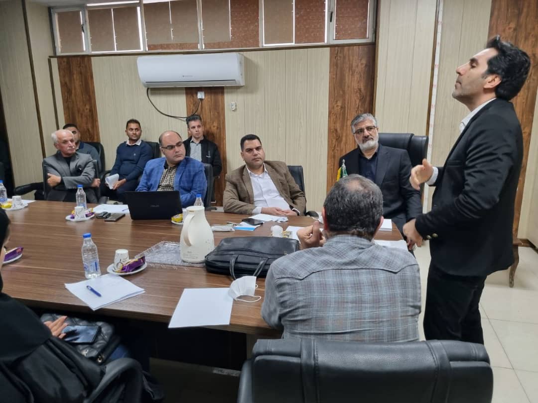 برگزاری کارگاه آموزشی قانون پایانه فروشگاهی و سامانه مودیان در اداره امورمالیاتی شهرستان مسجدسلیمان