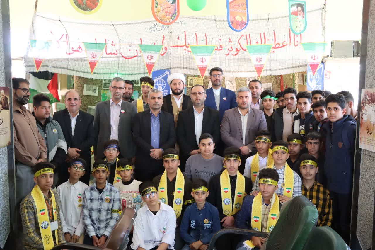 فرماندار شادگان:  برپایی نمایشگاه های مدرسه انقلاب باعث تعمیق باورهای انقلاب در بین دانش آموزان می شود