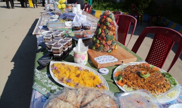 برگزاری جشنواره غذاهای ایرانی و محلی در شرکت نفت و گاز مسجدسلیمان