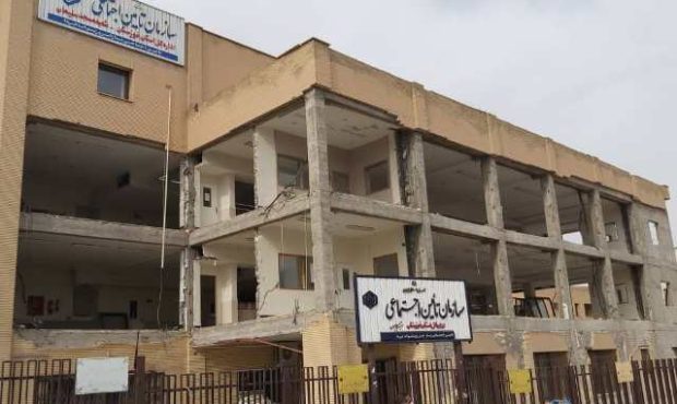 توضیحات رئیس اداره تامین اجتماعی مسجدسلیمان در خصوص روند کند بازسازی و مقاوم سازی ساختمان این اداره