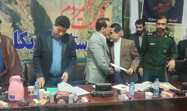 مراسم تودیع و معارفه فرمانداران قدیم و جدید شهرستان اندیکا برگزار شد.