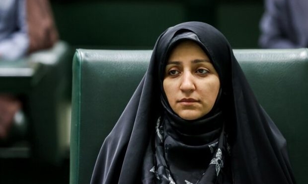 معاون رئیس جمهور در امور زنان و خانواده؛ ۷۲۰ نقطه جمعیتی در اندیکا وجود دارد که در بحث آموزش و پرورش باید به این مناطق توجه شود