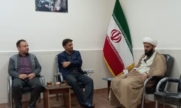 امام جمعه چمران: مردم چمران در یاری رسانی به عتبات عالیات پیش‎قدم هستند