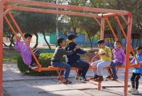 نصب تجهیزات متنوع در پارک  های سطح شهر و شهرک های مختلف