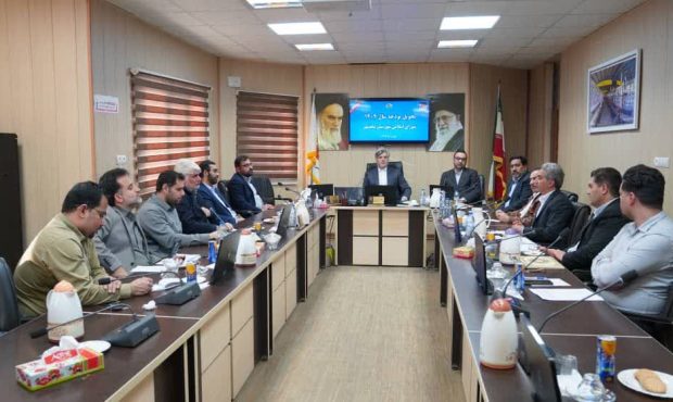 برگزاری جلسه تقدیم لایحه بودجه ۱۴۰۴ شهرداری بندر ماهشهر