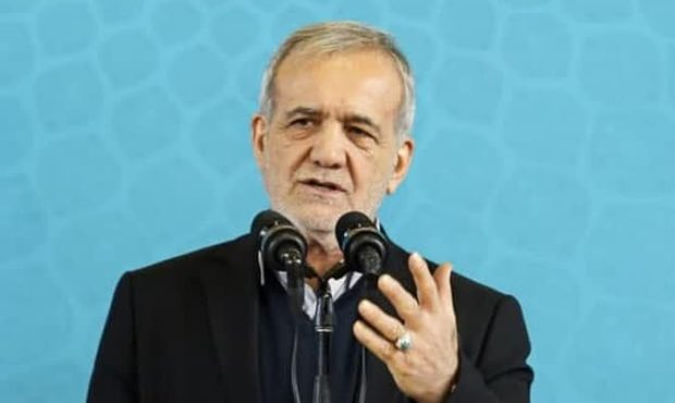 دکتر پزشکیان در نشست با فعالان اقتصادی ؛هر کس بتواند کاری را درست انجام دهد و برای مردم مفید باشد باید به وی بها داده شود