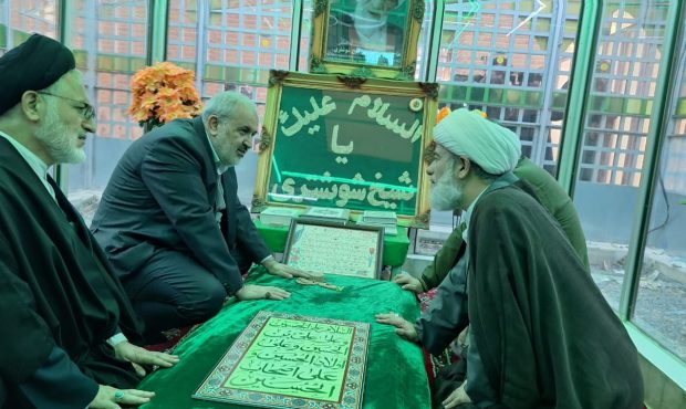 با حضور وزیر نیرو پروژه حفاظت از ساحل رودخانه کارون افتتاح شد