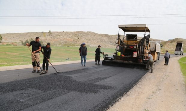 بهسازی جاده ارتباطی مسجدسلیمان-ایذه به همت شرکت بهره برداری نفت و گاز مسجدسلیمان