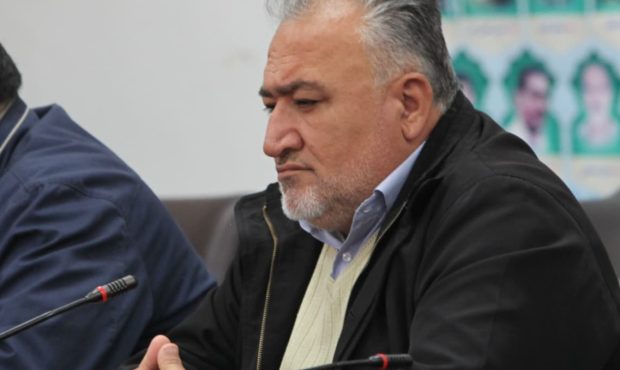 رنگ آمیزی ایستگاه های اتوبوس ،جداول و تابلوهای شهدا در شهر قلعه خواجه