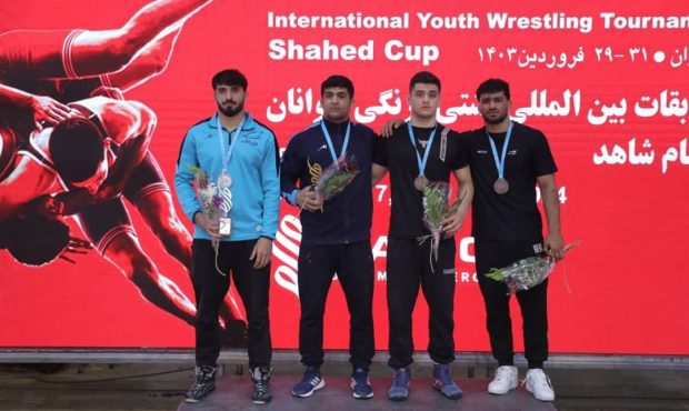 محمد امین حسینی یک گام تا پوشیدن دو بنده تیم ملی