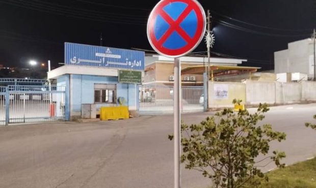 ارتقائ ایمنی معابر با نصب تابلوهای جدید در شهرستان مسجدسلیمان