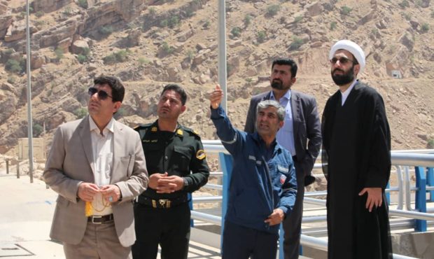 بررسی وضعیت تولید انرژی و مشکلات آن در دیدار فرماندار و اعضای شورای تامین از سد و نیروگاه گدار لندر