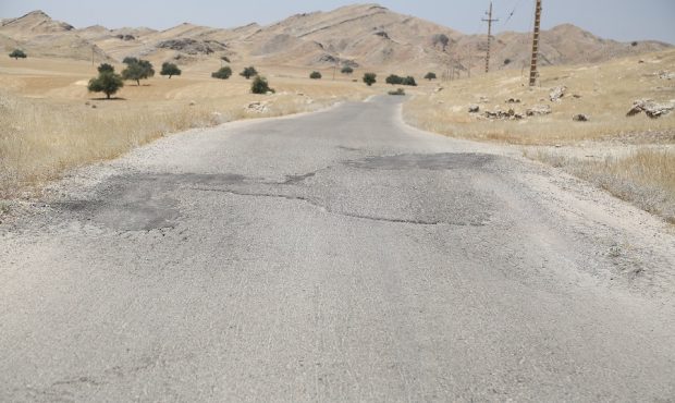 بهسازی و ایمن‌سازی جاده دسترسی حدفاصل سه‌راهی هفت شهیدان تا بخش سلیرون به خمت شرکت بهره برداری نفت و گاز مسجدسلیمان