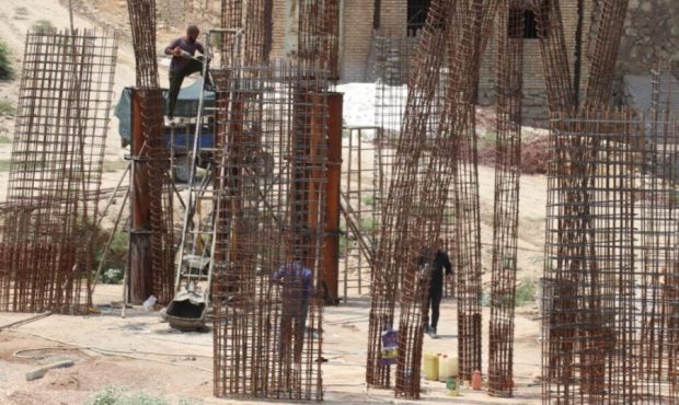 بتن ریزی پل راهبردی مسجدسلیمان