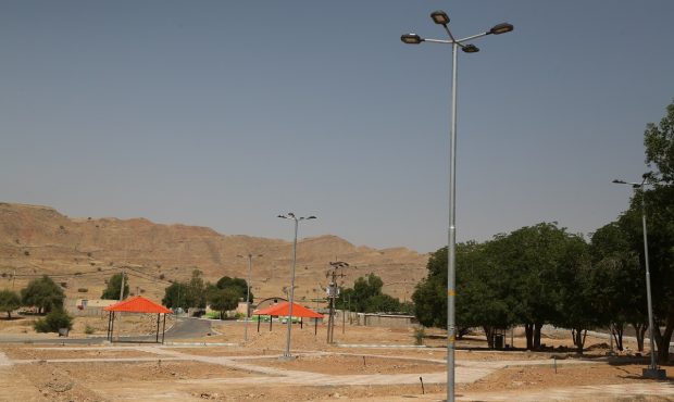 در راستای توسعه مناطق کم برخوردار  پارک بزرگ شهر عنبر به همت شرکت بهره برداری نفت و گاز مسجدسلیمان آماده بهره برداری شد
