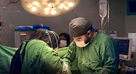 جراحی موفق تومور سرطانی مثانه در بیمارستان ۲۲ بهمن مسجدسلیمان