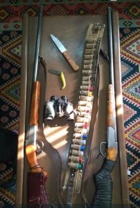 دستگیری دو شکارچی در منطقه تاراز شهرستان اندیکا