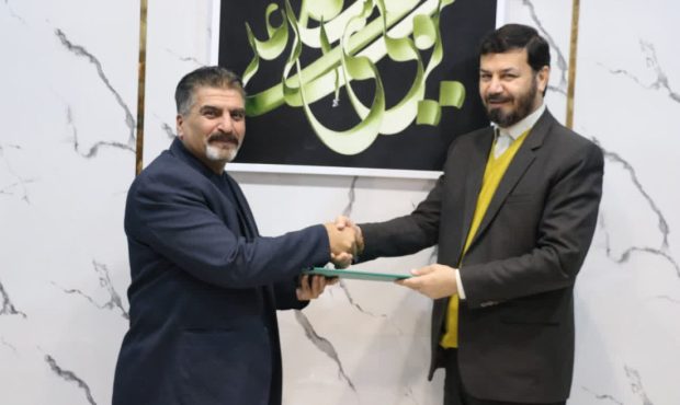 آرمان موری احمدی بعنوان  مسئول دبیرخانه انجمن آثار و مفاخر فرهنگی اداره کل فرهنگ و ارشاد اسلامی استان خوزستان منصوب شد