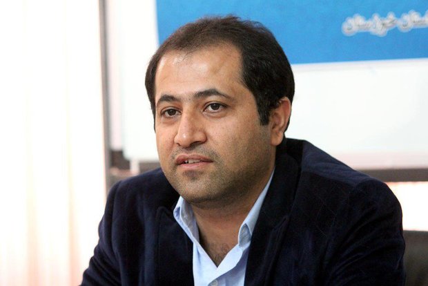 مدیرکل کتابخانه‌های عمومی استان خوزستان گفت: طرح کتابخانه گردی در ۲۷ کتابخانه و ۲۷ شهرستان این استان برگزار می‌شود.   