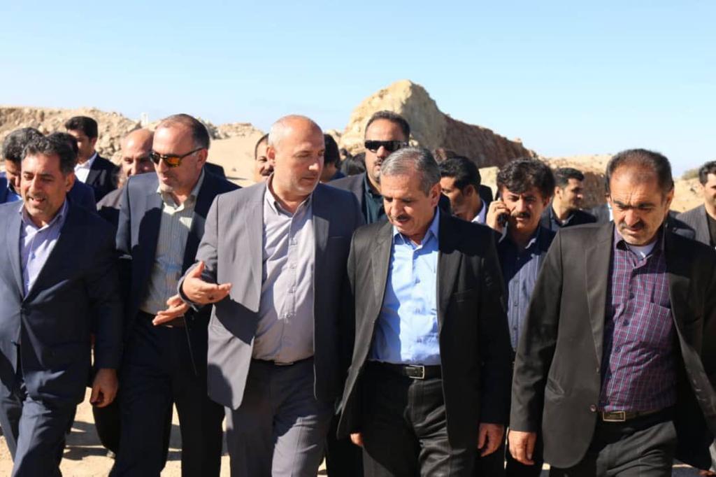بازدید معاون وزیر راه و شهرسازی و نماینده مردم مسجدسلیمان از پروژه های جاده میانبر،کمربندی و مسجدسلیمان به اندیک