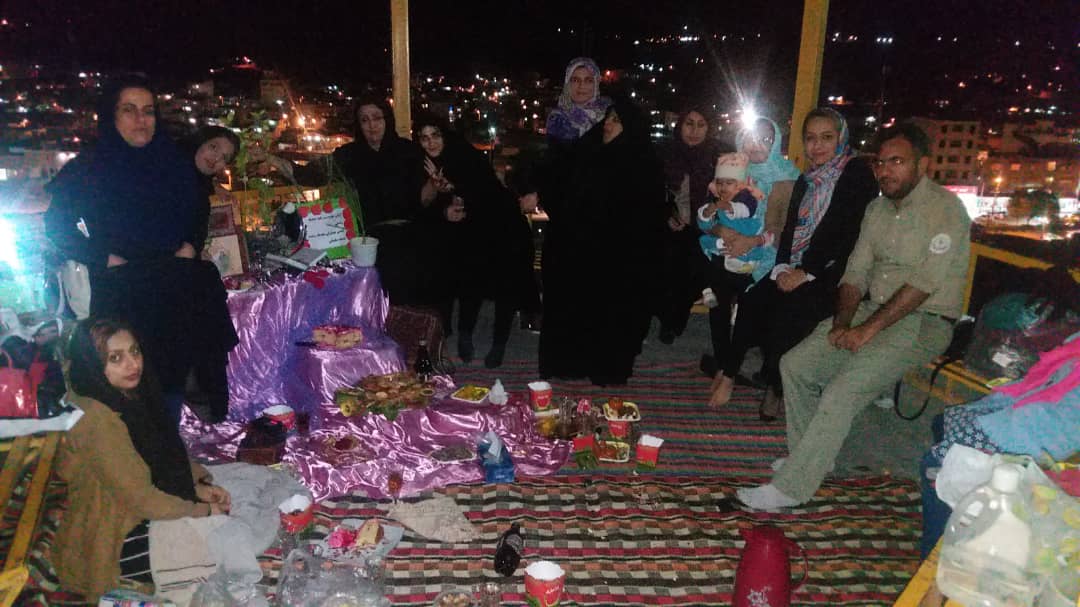 اولین سفره شب یلدا محیط زیستی توسط انجمن همیاران محیط زیست مسجدسلیمان